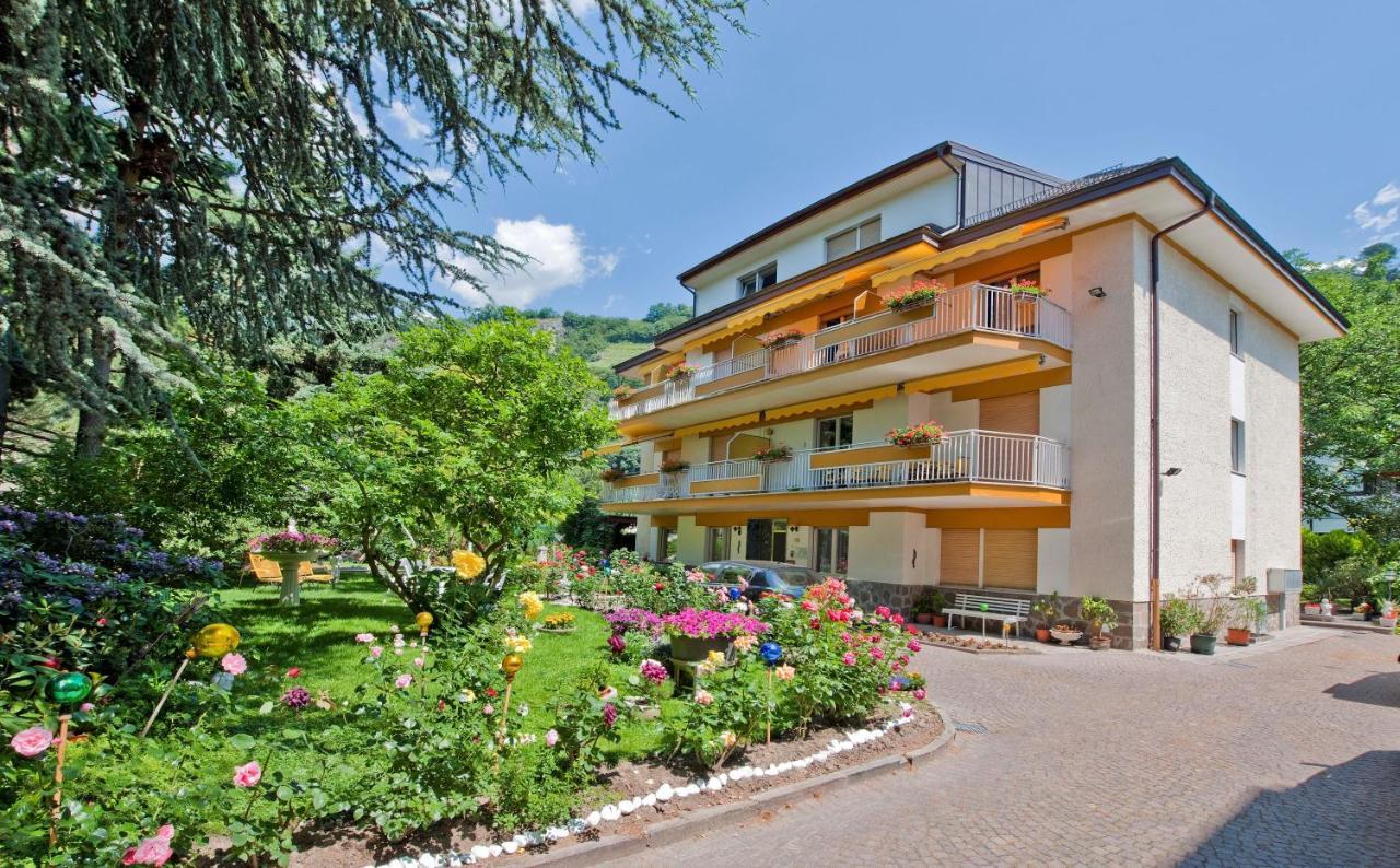 Villa Sabine - Karin Merano Bagian luar foto