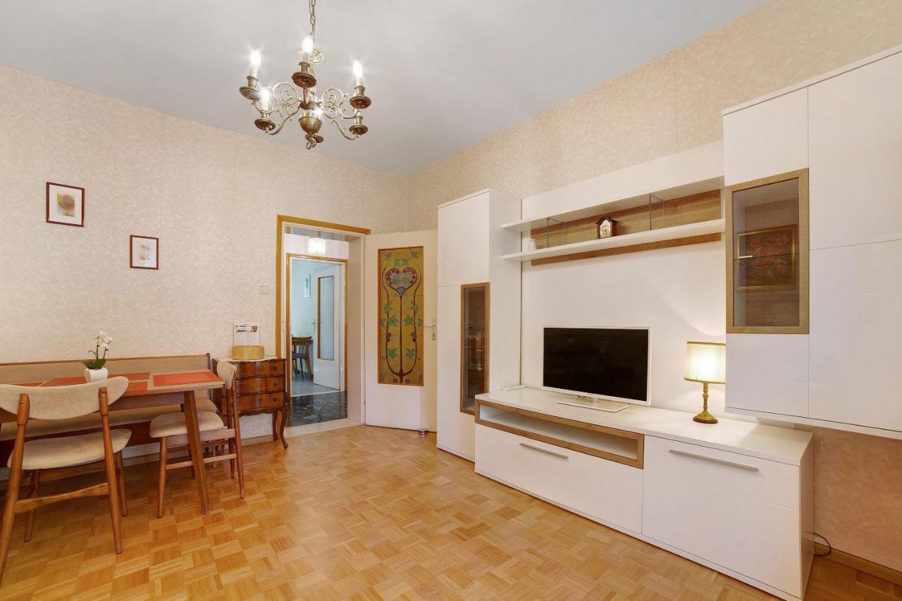Villa Sabine - Karin Merano Bagian luar foto